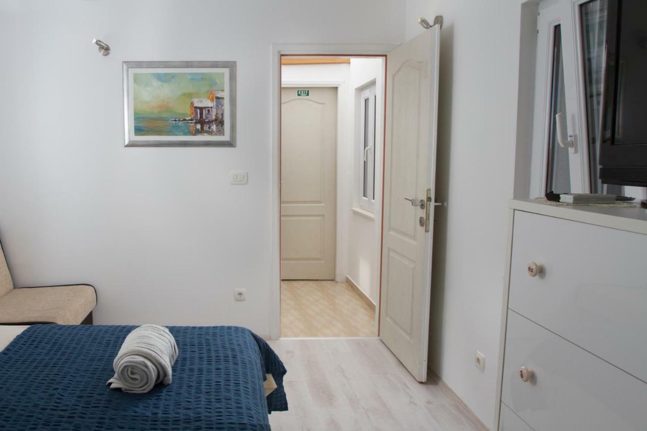 Apartments & Rooms Toni Split Ngoại thất bức ảnh