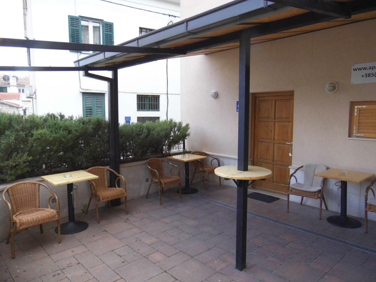 Apartments & Rooms Toni Split Ngoại thất bức ảnh